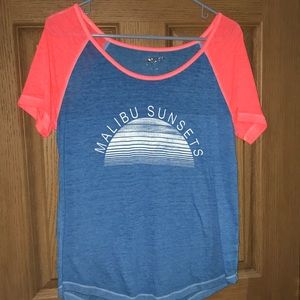 “Malibu Sunsents” tee